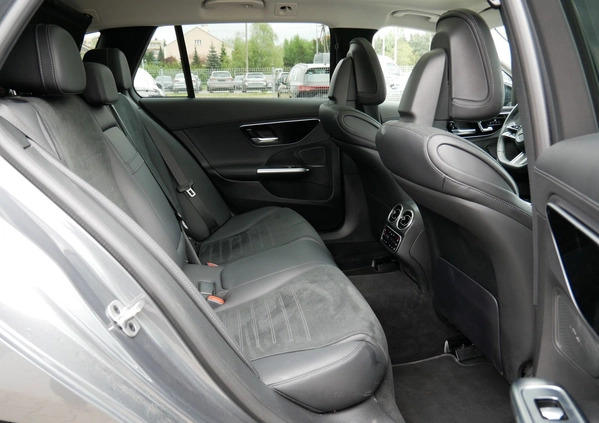 Mercedes-Benz Klasa C cena 244900 przebieg: 18050, rok produkcji 2023 z Człuchów małe 631